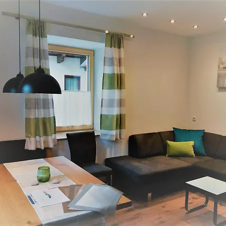 Haus Schennach Apartment *