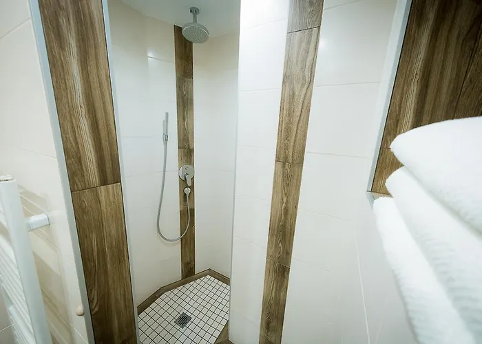 Haus Schennach Appartement *