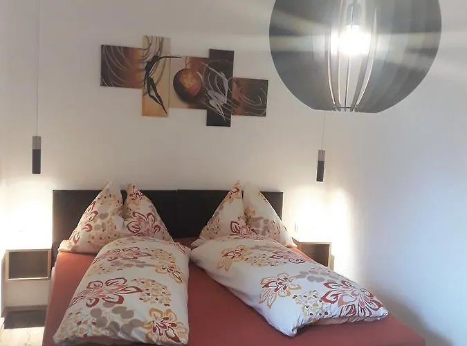 Haus Schennach Appartamento *